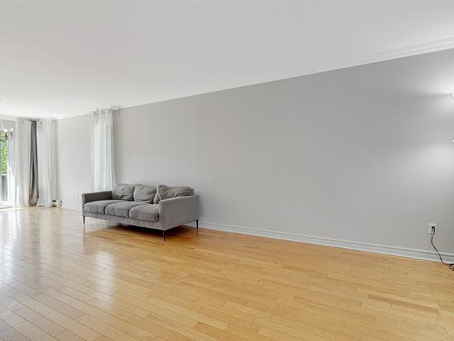 6130 Boul. des Rossignols, Laval, QC H7L 4L7 — photo 3