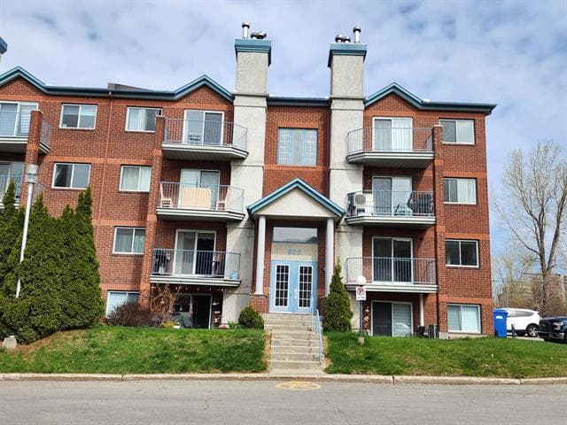985 Av. St-Charles, Laval, QC H7V 4A5 — photo 2